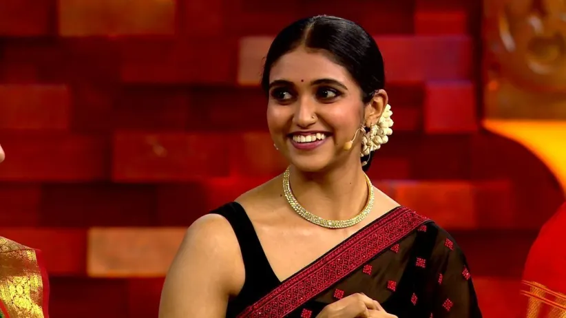 Surekha, Deepali and Rinku's Dance