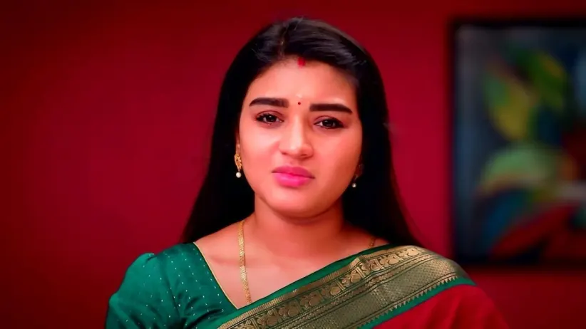 Akhila Prays for Raghav