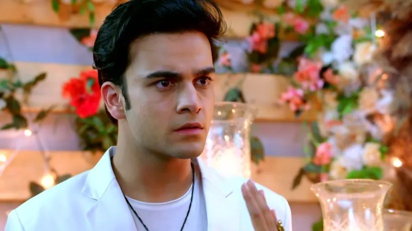 Stanley Escapes from Rhea and Pallavi