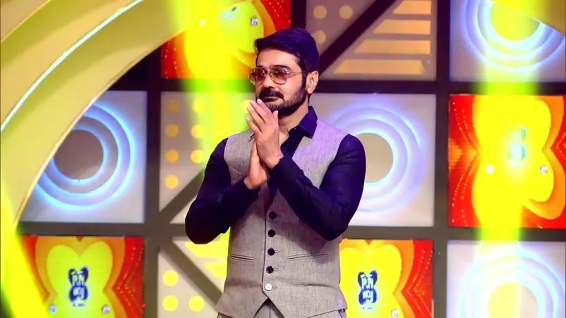 Superstar Prosenjit Co-Hosts the Show