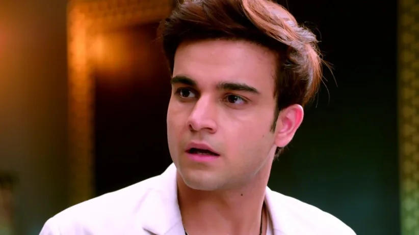 Ranbeer Makes Rhea Sign the Divorce Papers