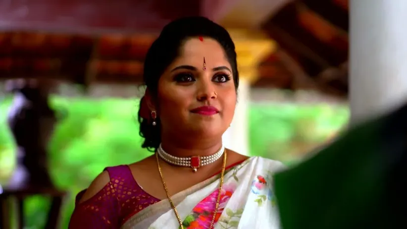 Rajeshwari Insults Sathyabhama