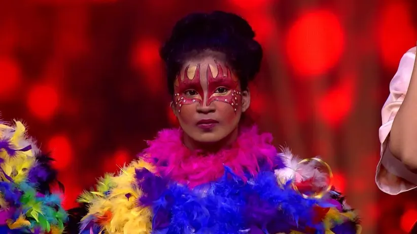 Icha Stuns the Audience