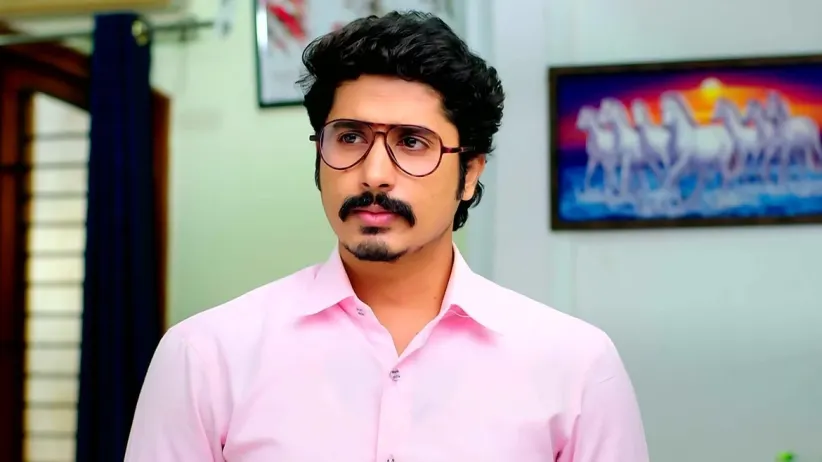 Sudeep Takes Malli to His Room
