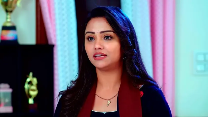 Vaishnavi Tells Her Parents about Tarak