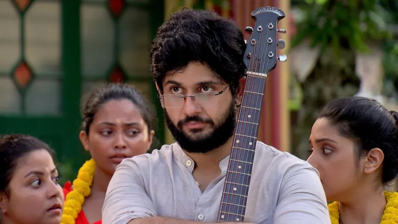 Siddhartha Sings a Krishna `Bhajan’