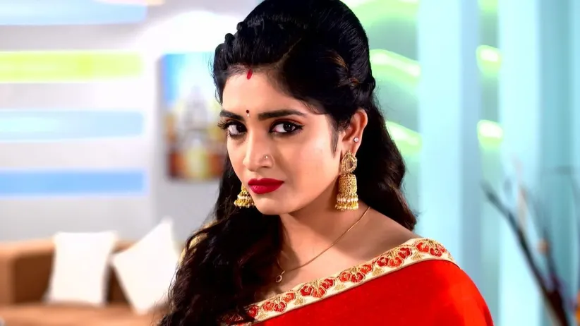 Radhika Asks Karan about His Past