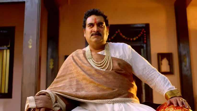 Bhim Visits the Municipal Corporation Office