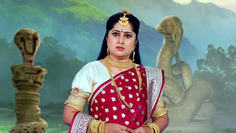 Mayangani Follows Dhananjay