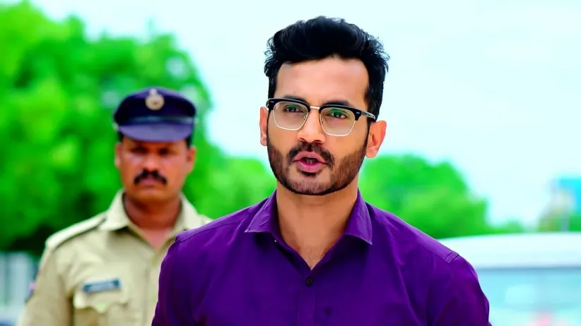 Guruvayya and Malli Frame Bhuvana