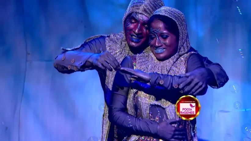 Mithun and Malavika Woo the Audience