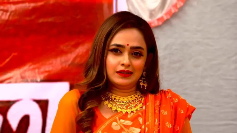 Urmi Trails behind Rini in the Contest
