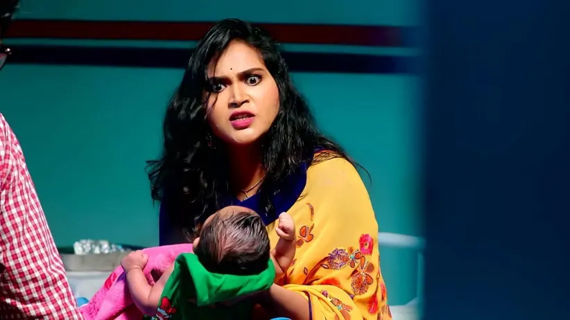 Divya Helps Sumitra