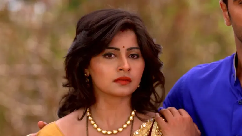 Anurag and Srishti Get Close to Their Spouses