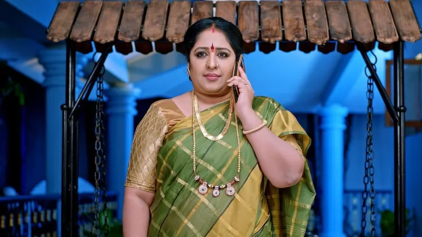 Bangaramma Shares Her Worries with Puttakka