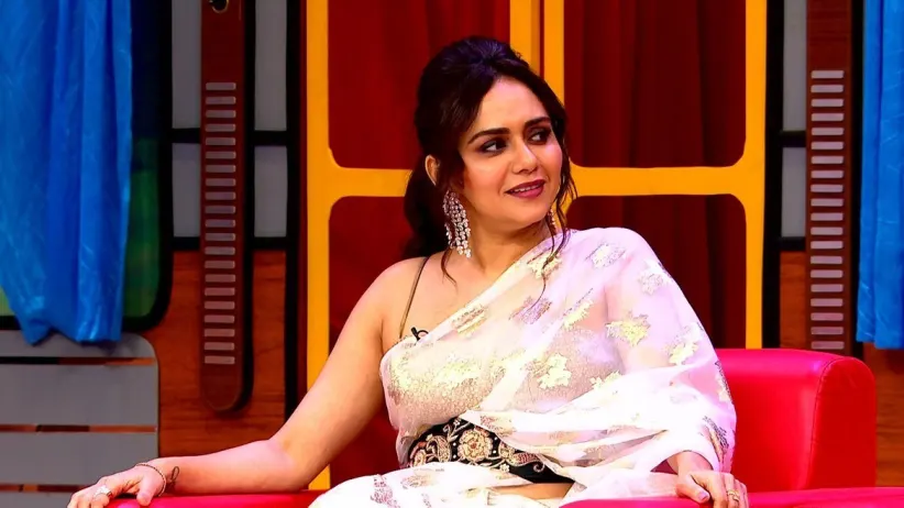 Amruta Khanvilkar's Amusing Anecdotes