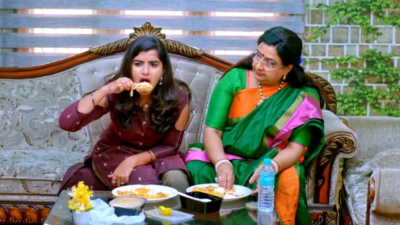 Maya and Archana Argue with Hasini