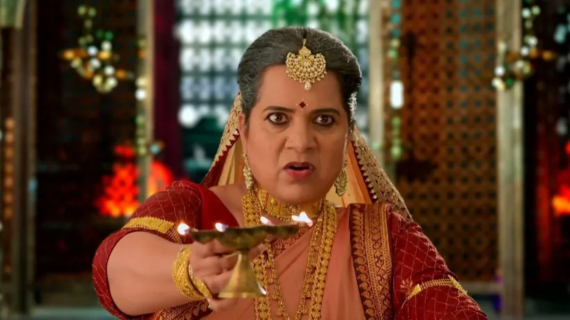 Savitri's Beauty Mesmerises Satyavan
