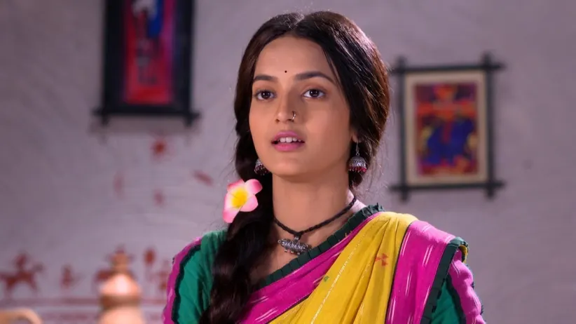 Parvati Mistakenly Nabs Shiv