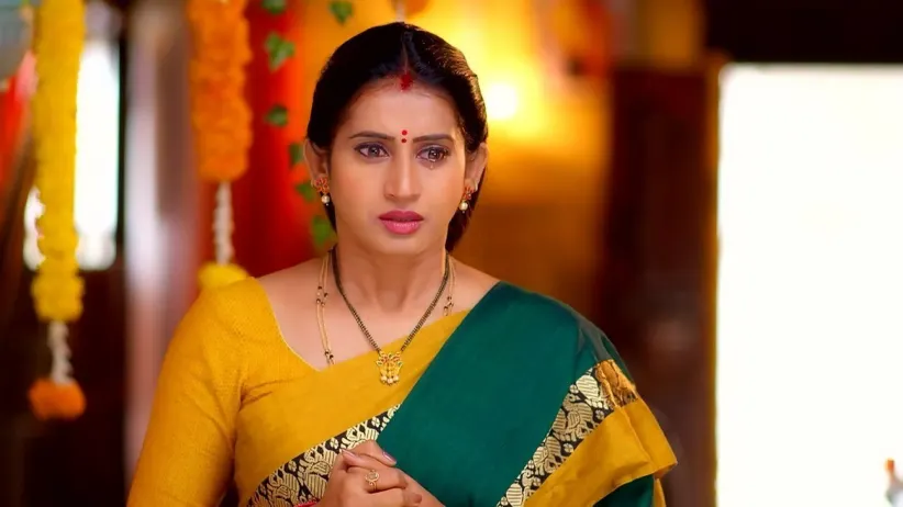 Kalyani Puts On an Act in front of Anupama