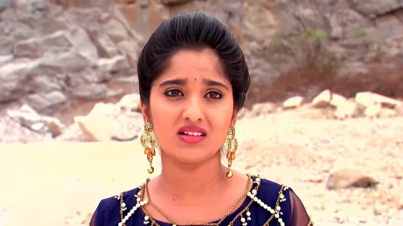 Nithya Takes Tulasi to the Hospital