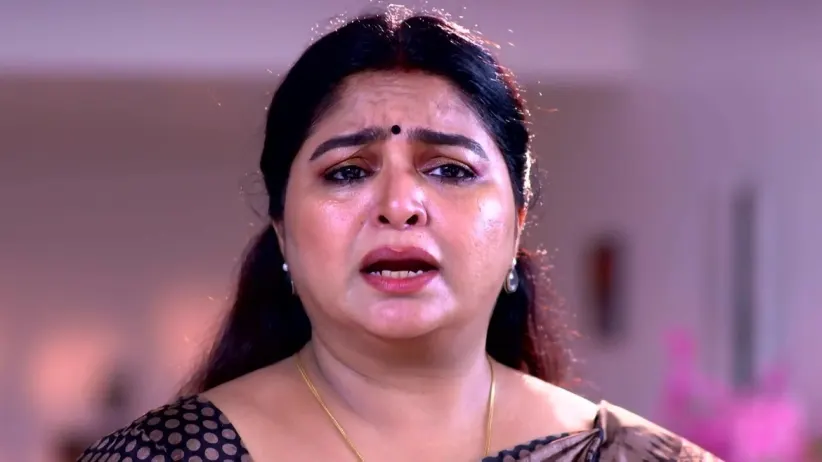 Sadanandan Stops Janardhanan