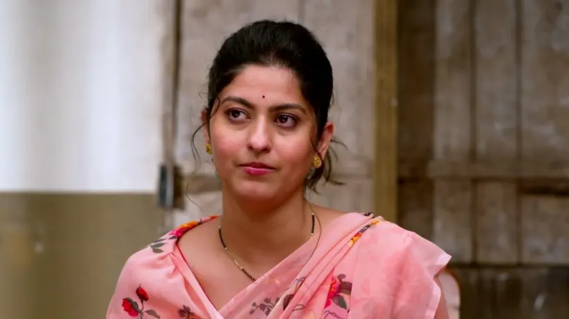 Anamika Goes to Valli's Tuition Class