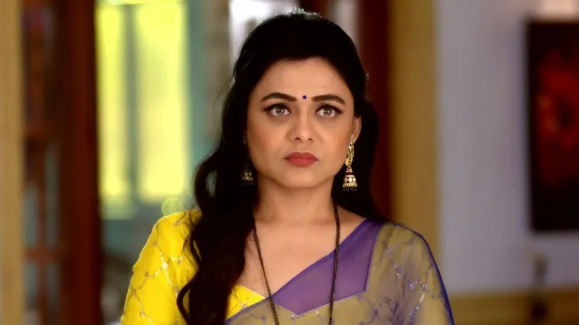 Neha Sends Yash a Note