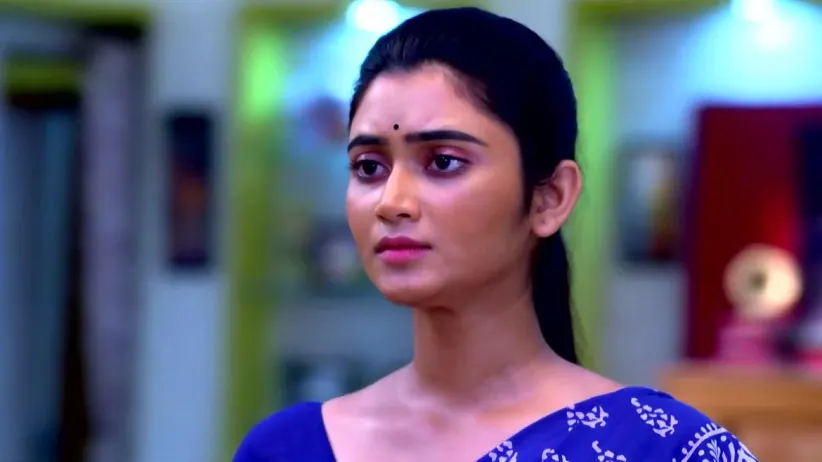Jagadhatri’s Thammi Tells Her to Protest | Jagadhatri
