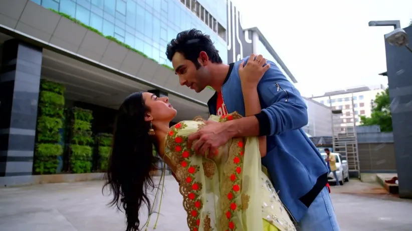 Kiran Asks Neelam for a Promise