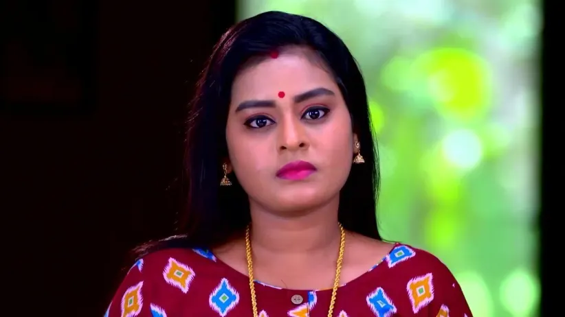 Malavika Lashes Out at Arun