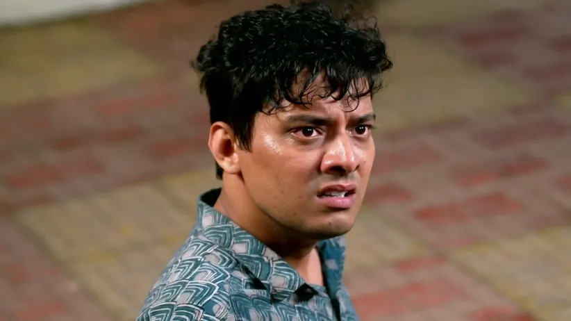 Neil Thrashes Hiten