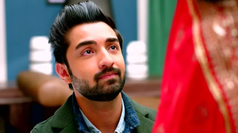 Rishi Goes on a Honeymoon with Lakshmi
