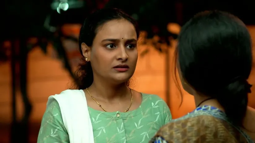 Priyanka Teases Appi over Shehenshah | Appi Amchi Collector