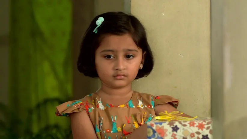 An Enraged Pari Ignores Yash