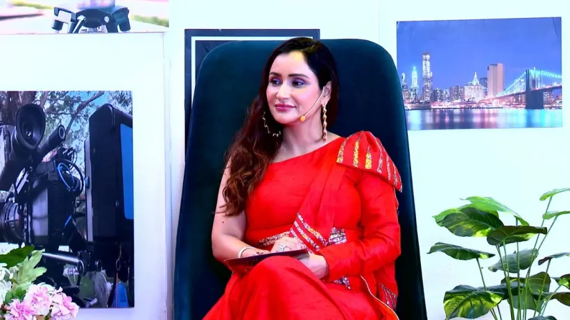 Jassi Meets the Cast of ‘Batch 2013’