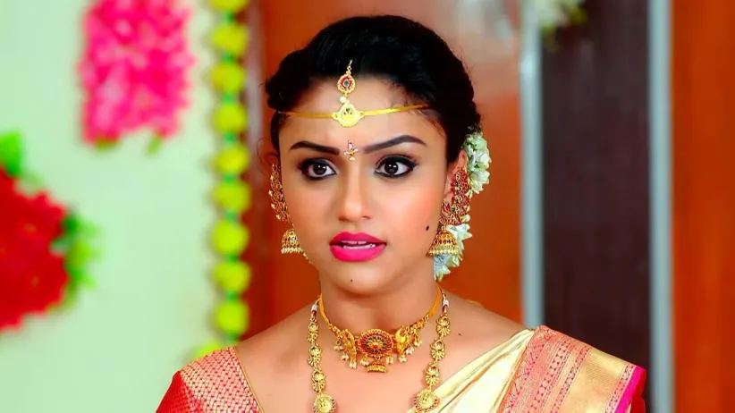 Rekha Joins Hands with Murali