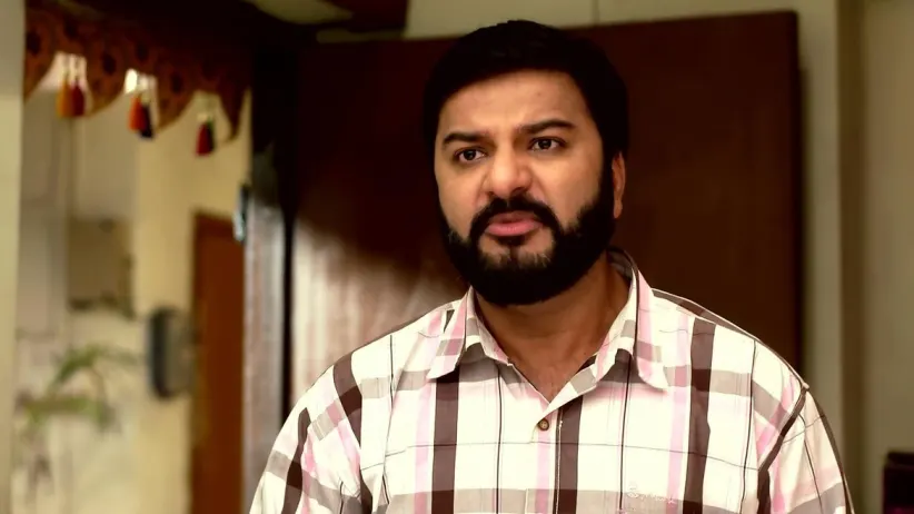 Shreyas Slaps Trimbak