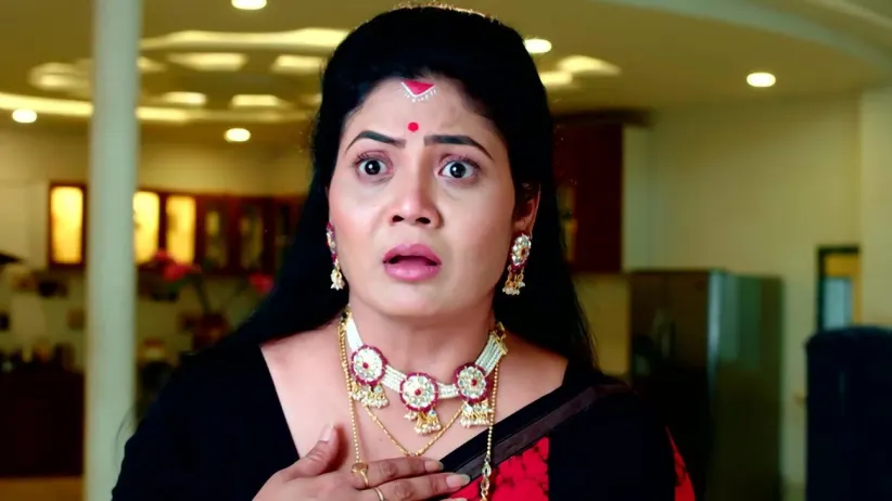 Guruvamma Holds a Grudge against Aishwarya