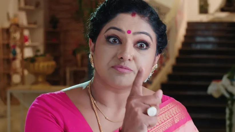 Vasanta Lashes Out at Guruvamma
