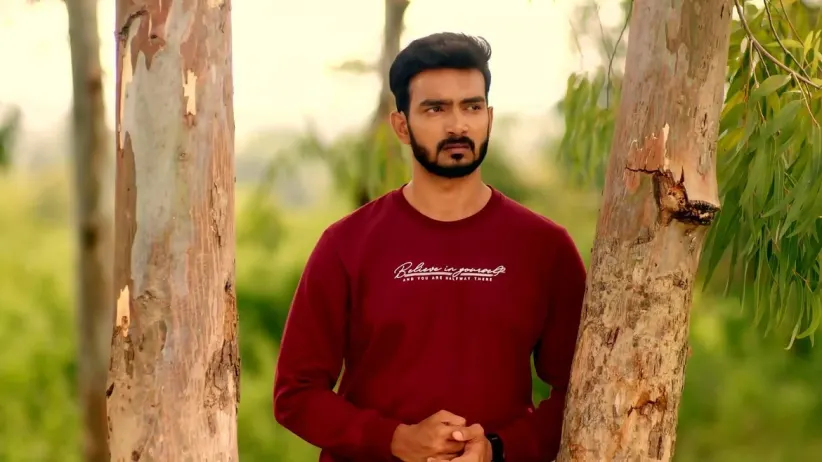 Mohini Binds Abhay Using Her Power