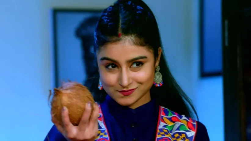 Aarti Performs the Rituals of 'Jiyutiya'