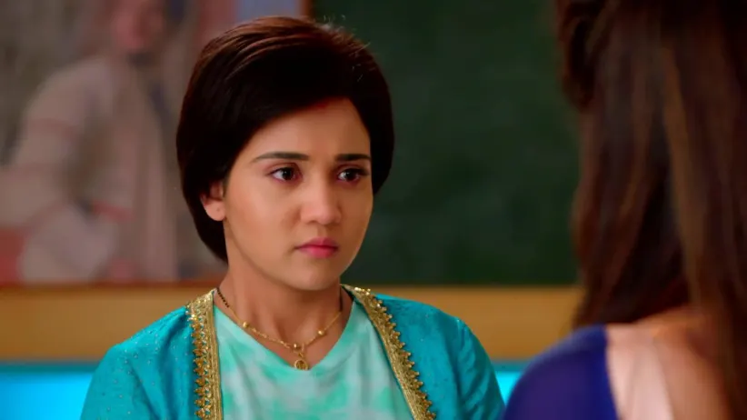 Babita Asks Meet to Leave the House | Meet