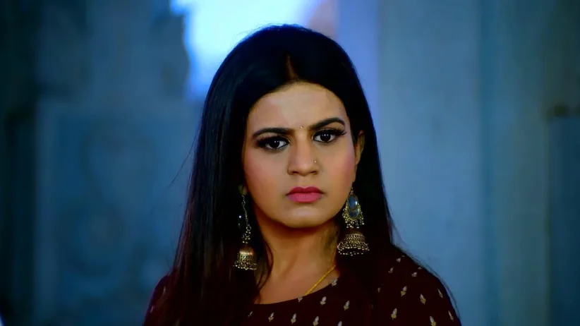 Shailu Asks Sheshanathan to Leave