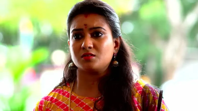 Shalini Fights with Preethi