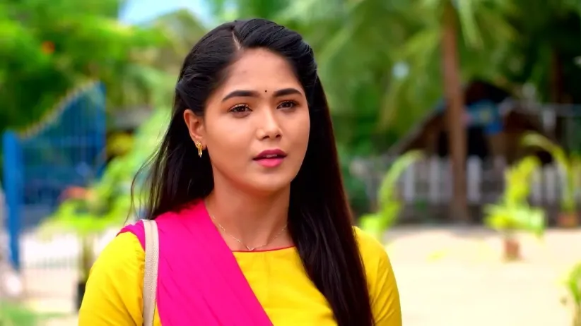 Meenakshi Confronts Shakti
