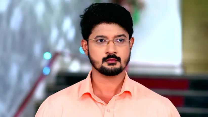 Jhilli Leaves Siddharth's House