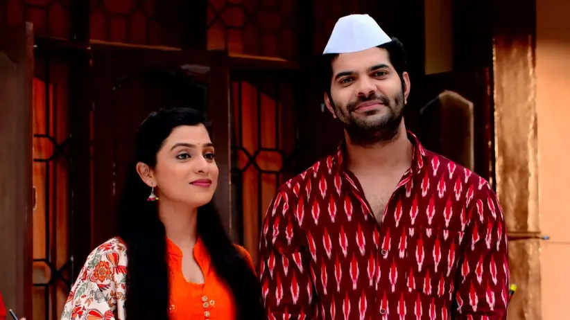 Everyone Is Surprised to See Aditi's Parents