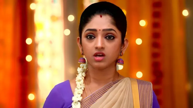 Raghuvaran Conspires against Bommi