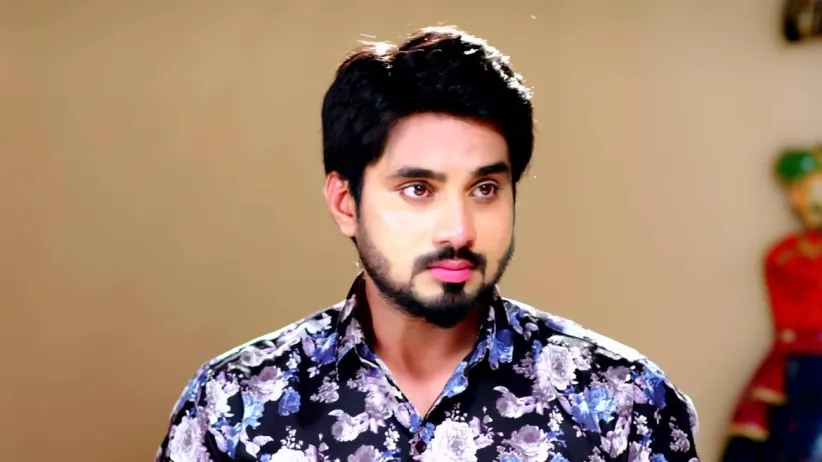 Parimala Consoles an Emotional Amulya